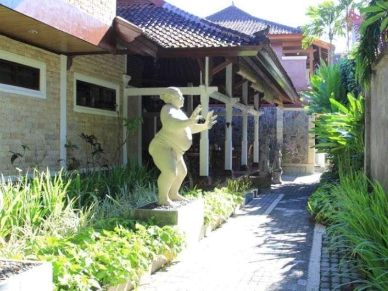 Paradiso Beach Inn Кута Екстериор снимка