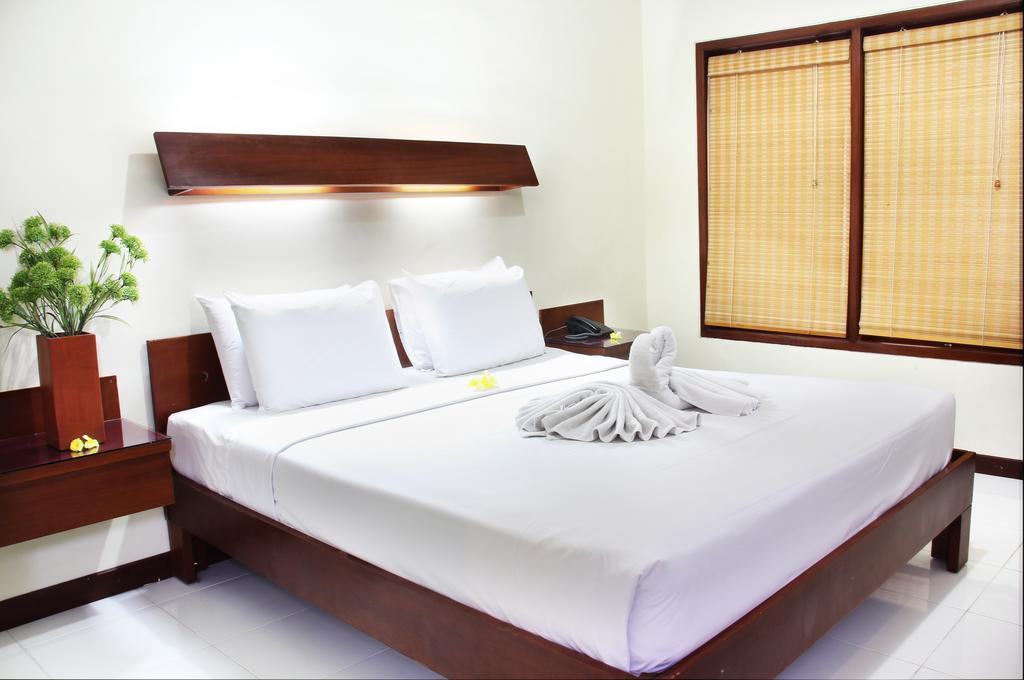 Paradiso Beach Inn Кута Екстериор снимка