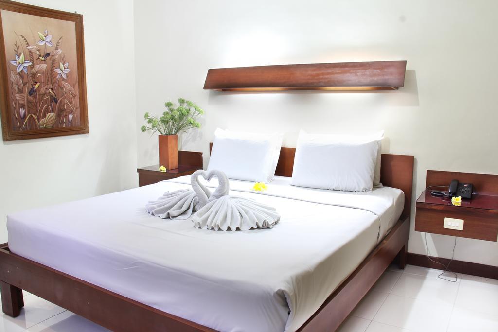 Paradiso Beach Inn Кута Екстериор снимка